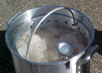 Boiling Peanut Oil
